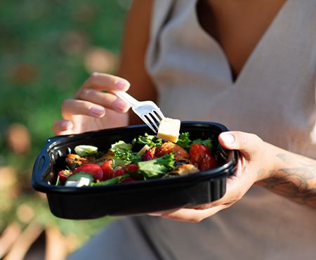 El camino sostenible y la economía circular para los envases de plástico